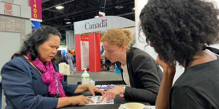 Direktur Maryke Alelo POLIMDO Lakukan Kerjasama di Kegiatan Annual Confrence Expo (NAFSA) Washington Amerika