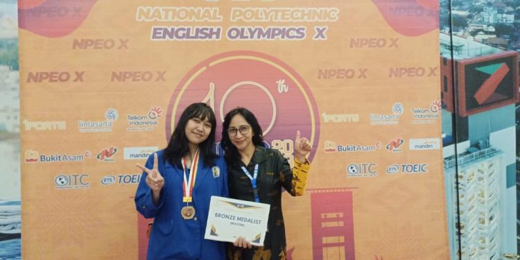 Archelia dan Margareth Mahasiswi Politeknik Negeri Manado Raih Prestasi di Ajang NPEO Palembang