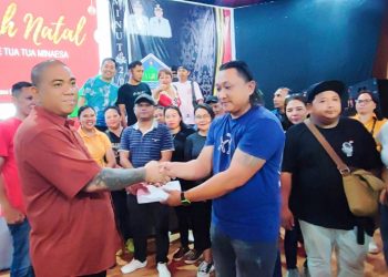 Pranatal Paesaan, Tonaas Wangko Ishak Tambani Berbagi Kasih dengan Wartawan Pemkab Minut