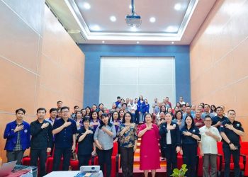 Direktur POLIMDO dan Jurusan Akuntansi Gelar Pengabdian Masyarakat Bersama Jemaat GMIM Getsemani Sumompo