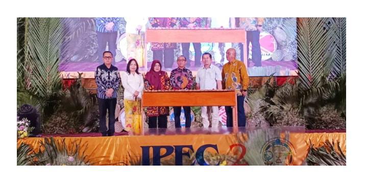 IPEC II 2025 di Polimdo, Ajang Asah Kemampuan Bahasa Inggris Mahasiswa Vokasi